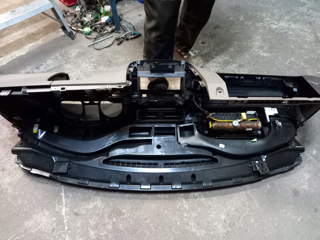 фото №9, Консоль vw passat b6 06r.