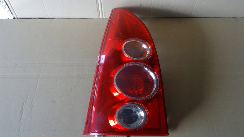 фото №1, Mazda premacy lift лампа лівий задня 22061961