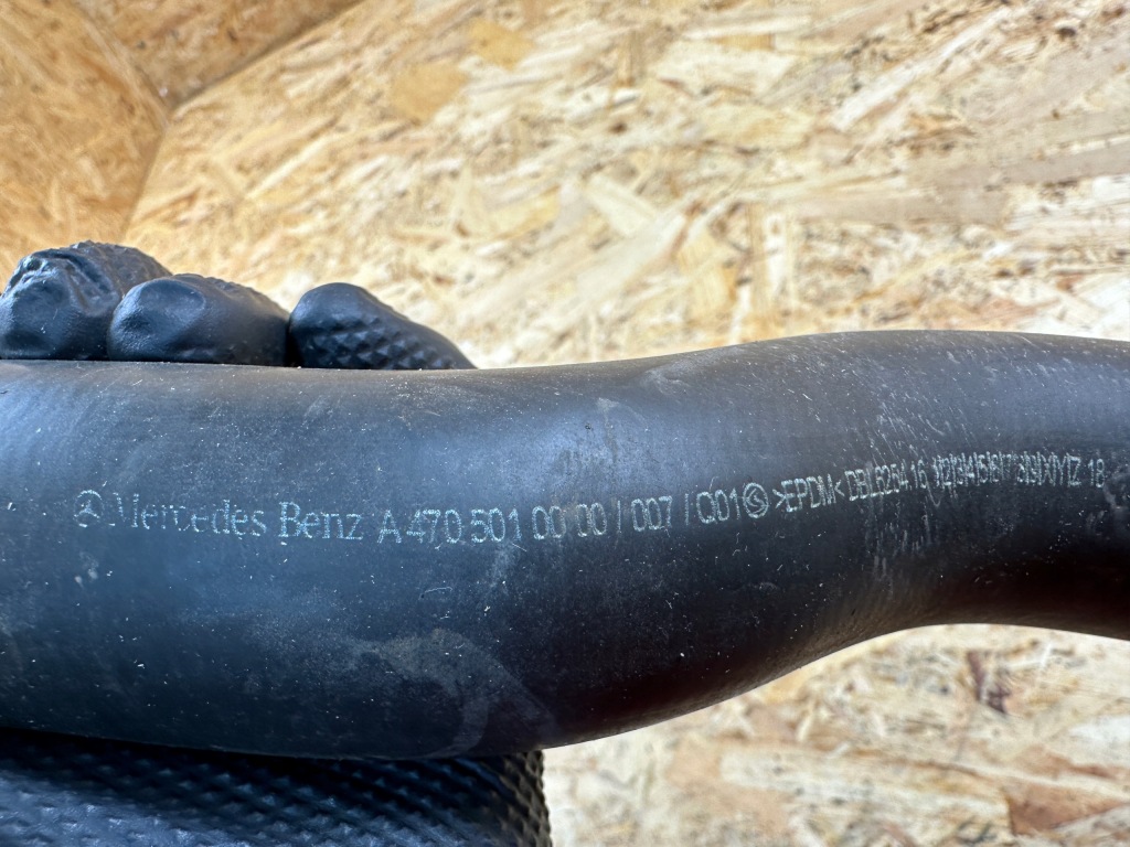 Пабтрубок  труба шланг воды mercedes x klasa w470 a4705010000 Цена