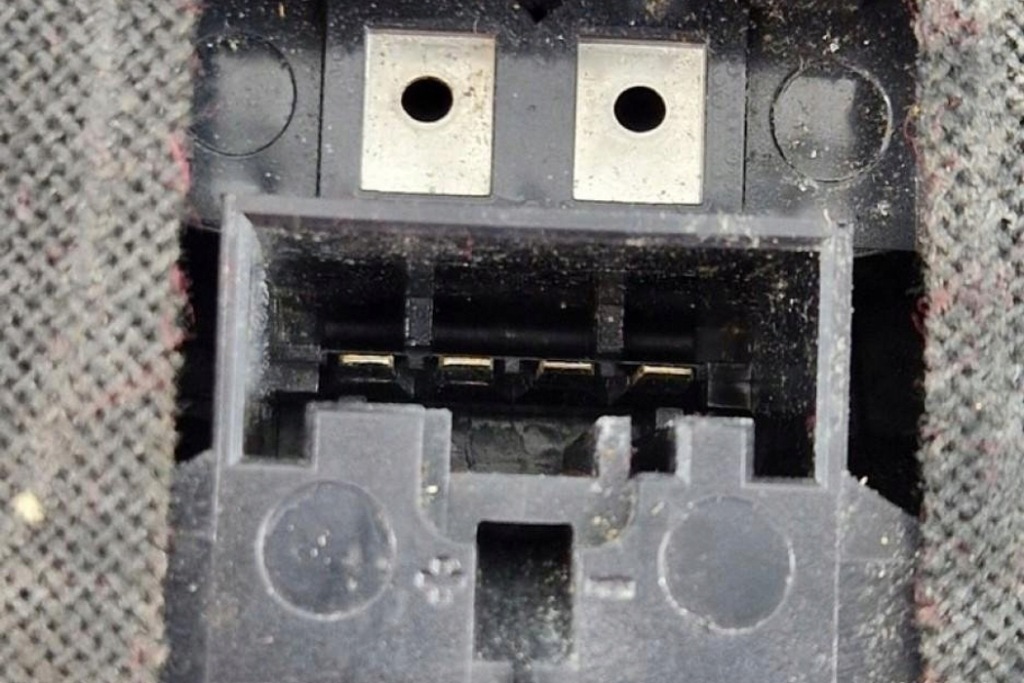 фото №4, Сабвуфер mini countryman r60 18820010 1.6l бензиновый 88kw 2012