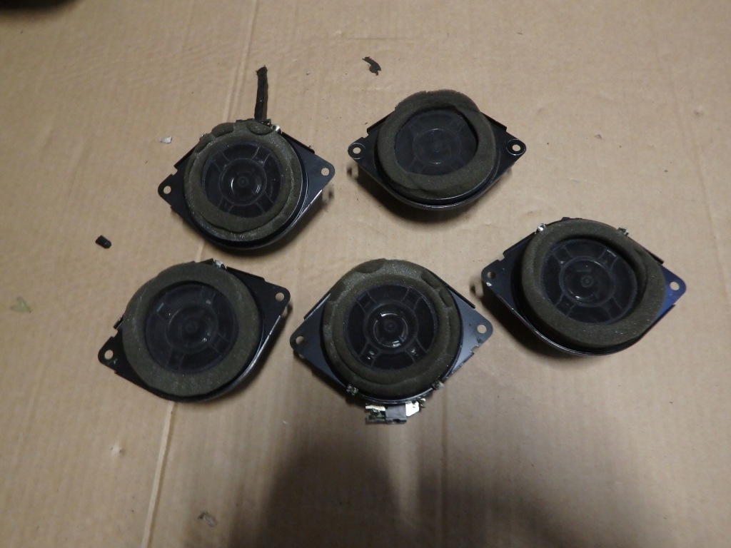 фото №1, Jeep grand cherokee wk2 динамик 68043045ac