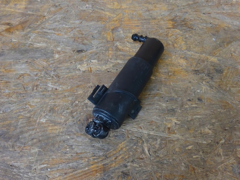 фото №1, Audi s5 a5 8t омыватель лампы левый перед передний 8t0955101