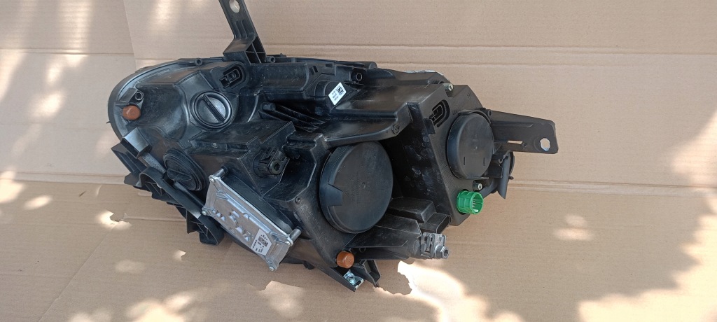 Фара перед передня правий alfa romeo giulietta 00505530710 led оригінал Київ