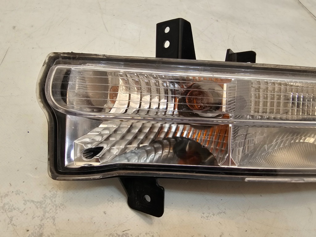 фото №3, Jeep compass 17- противотуманная фара поворотник правый 55112720ab usa