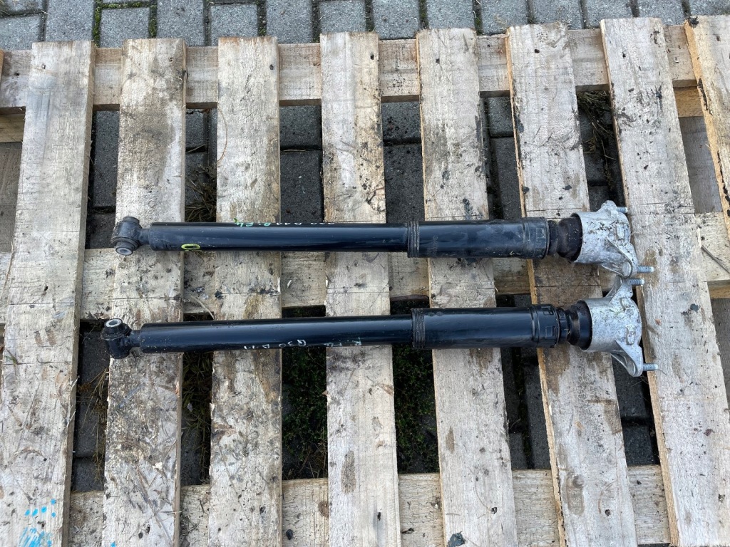 фото №1, Infiniti q30 амортизатор задний задняя левый правый