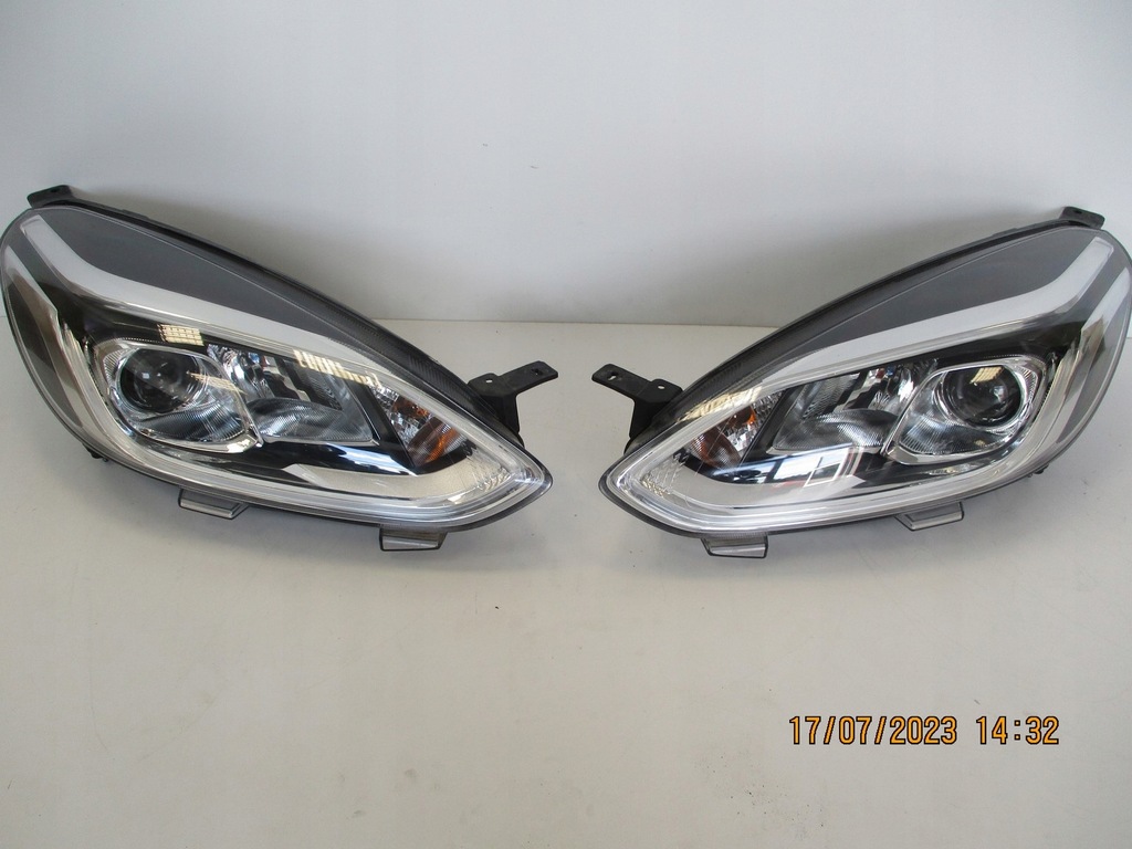 фото №1, Лампа led ford fiesta mk8 led права ліва