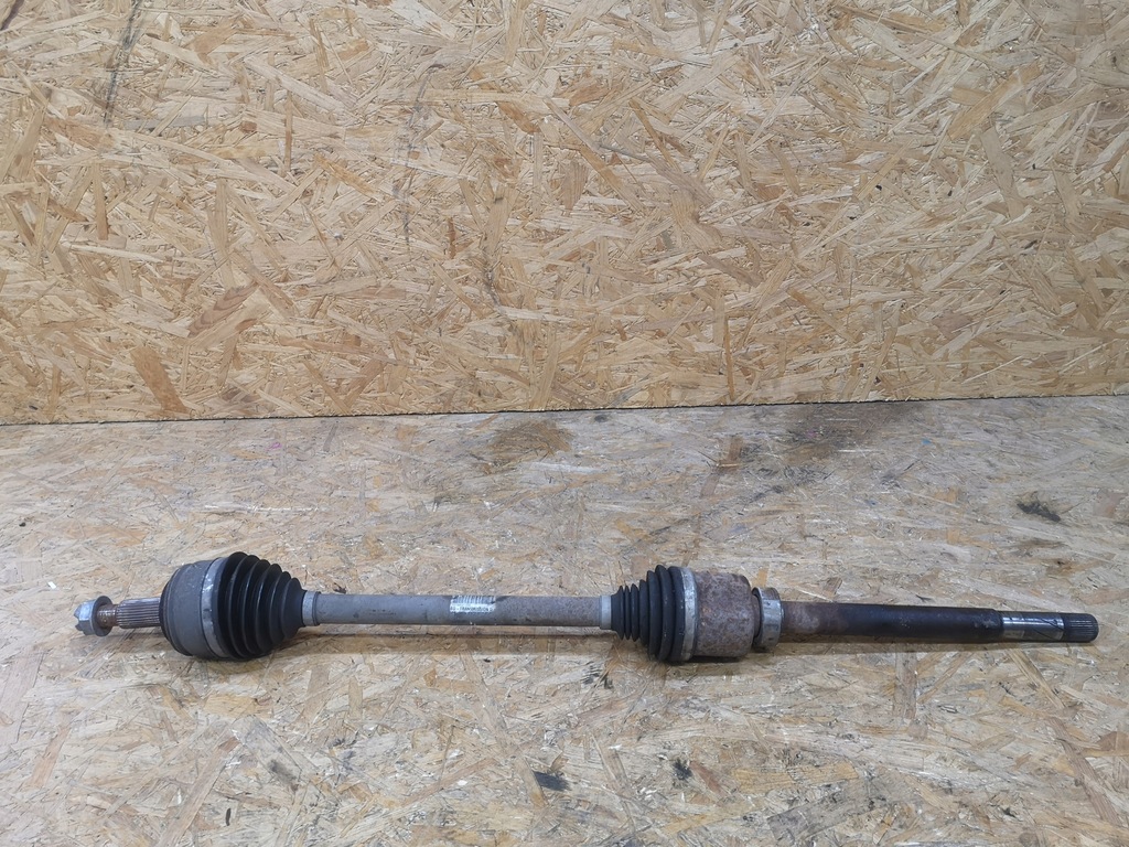 фото №1, Renault master iii приводной вал правый перед 391002176r