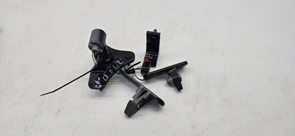 фото №1, Петли правый задняя mercedes w205 coupe