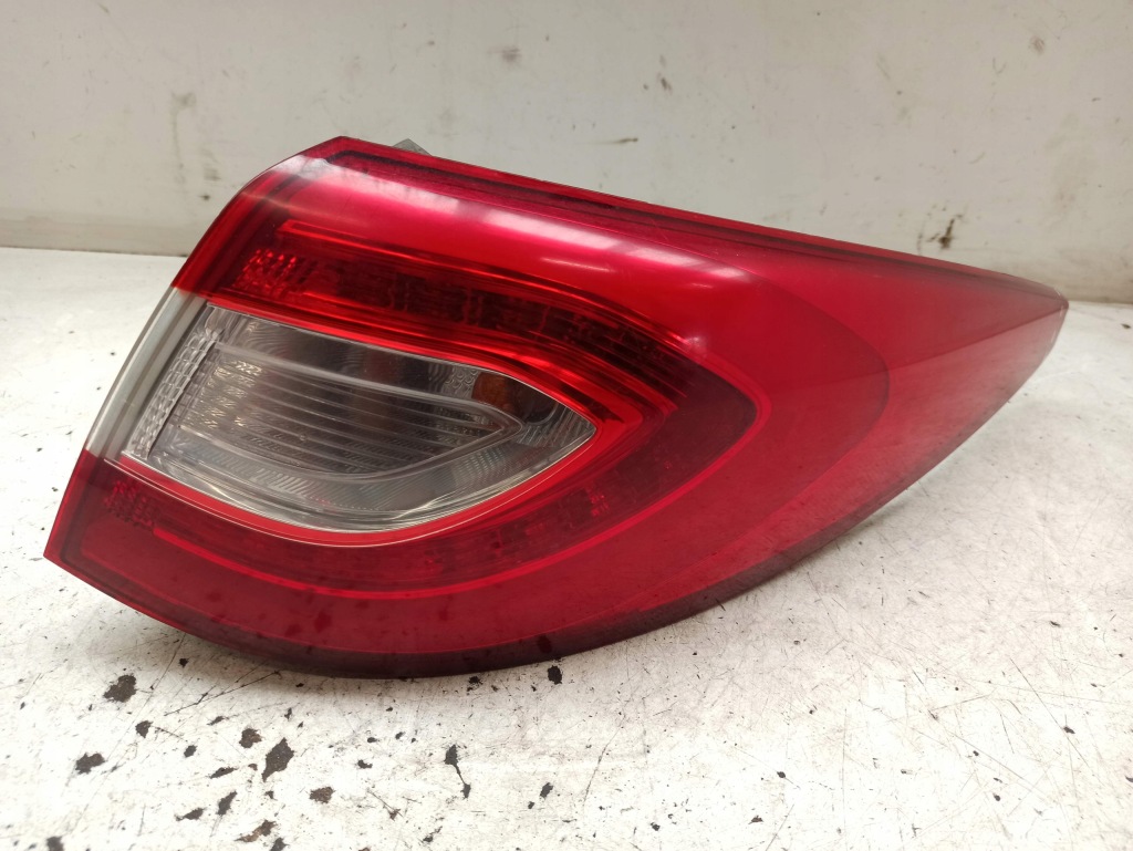 фото №1, Hyundai ix35 lift лампа правая задняя europa 92402-2y5