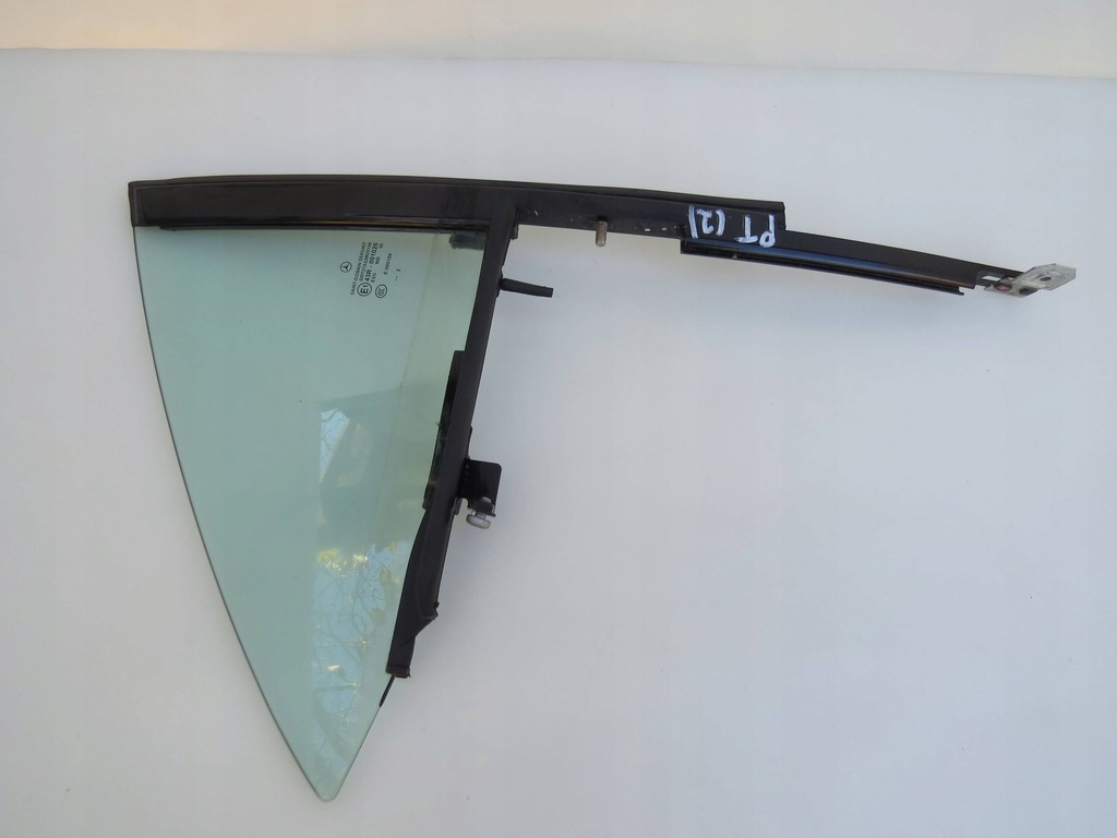 фото №1, Стекло треугольник дверь правый задняя задняя sedan mercedes cls w218