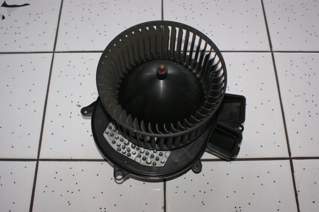 фото №1, Воздуходувка вентилятор mercedes ml w166