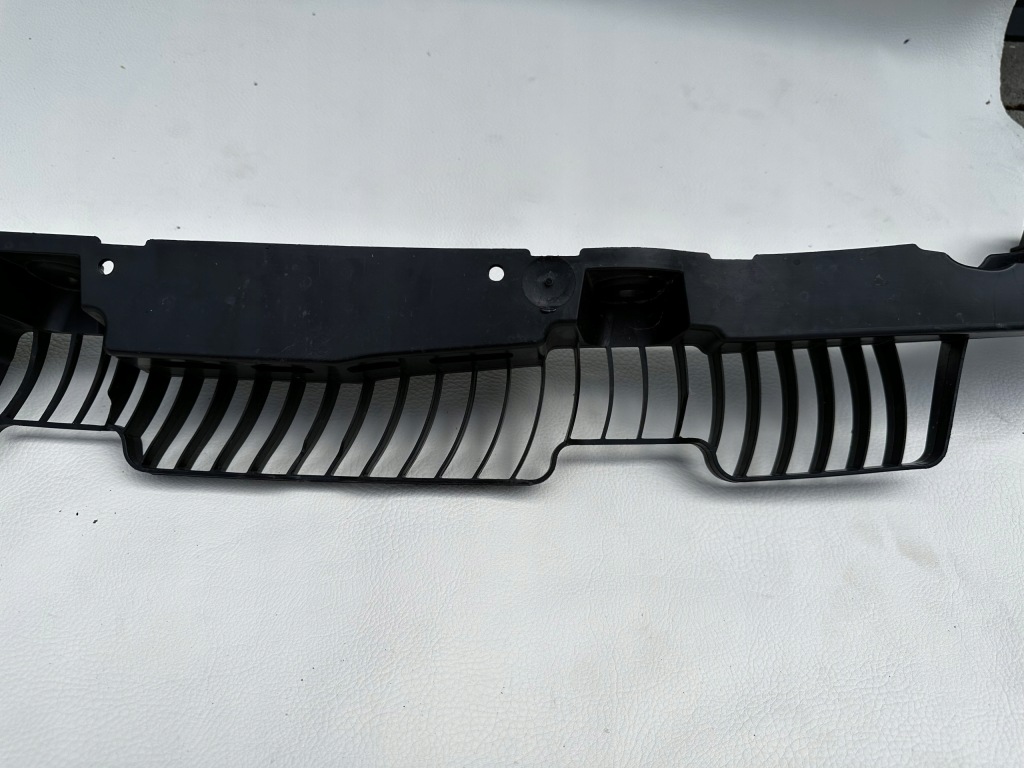 фото №6, Vw golf sportsvan кронштейн направляющая бампера