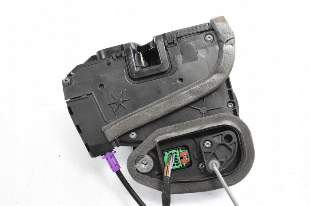 Замок двері лівий перед opel insignia b 17- Доставка