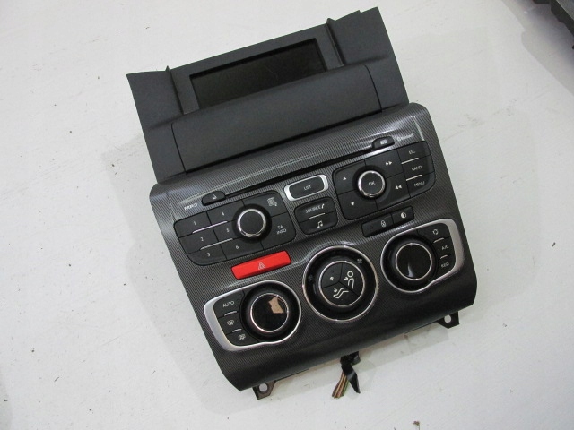 фото №3, Панель управление радио обдув экран citroen c4 ii