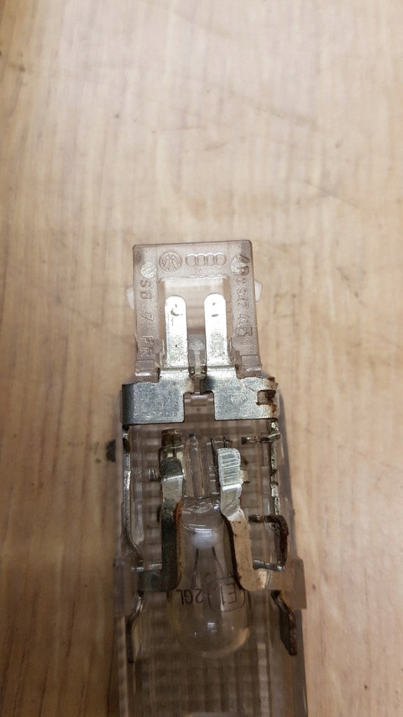 Лампа освітлення салону audi a4 b6 Доставка