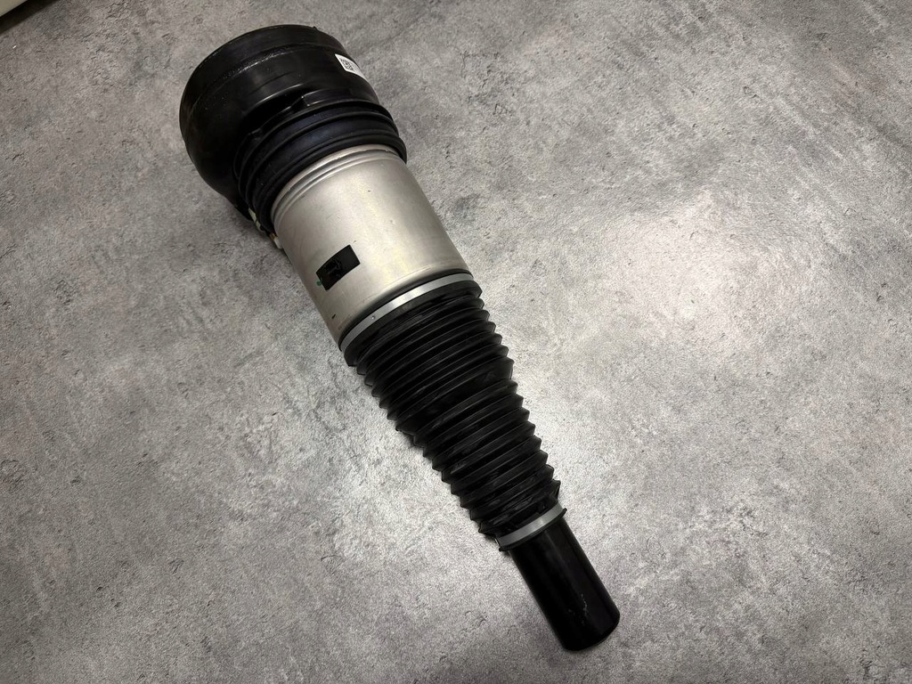 фото №5, Амортизатор пневматический audi q7 q8 touareg 4mn616039g