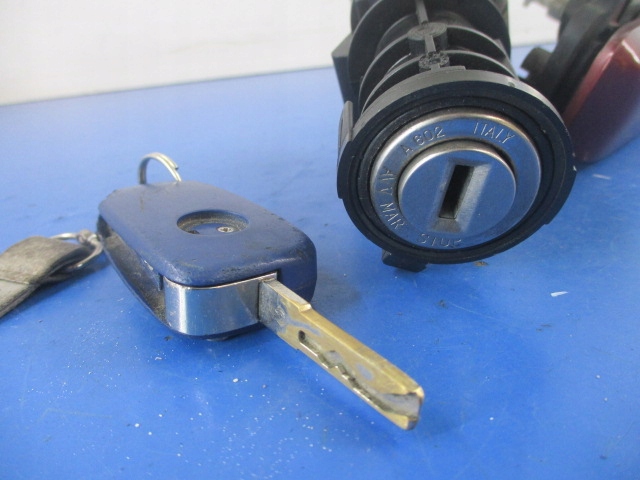 фото №4, Fiat idea замок зажигания+ ручка левая 132/f+kluczyk