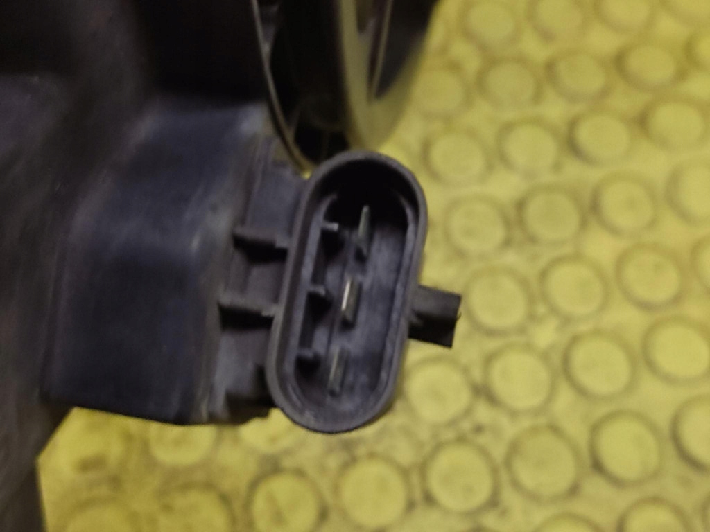 Opel astra h 1.9 cdti вентилятор радиатора 13132559 Недорого