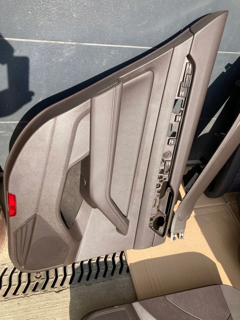 фото №15, Сидіння заднє сидіння оббивка коричневі vw passat b8 kombi