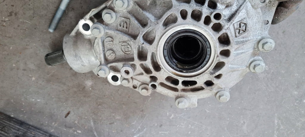 Jeep grand cherokee wl 2022 міст передній механізм диференціал 3.6 68340267ac в Україні
