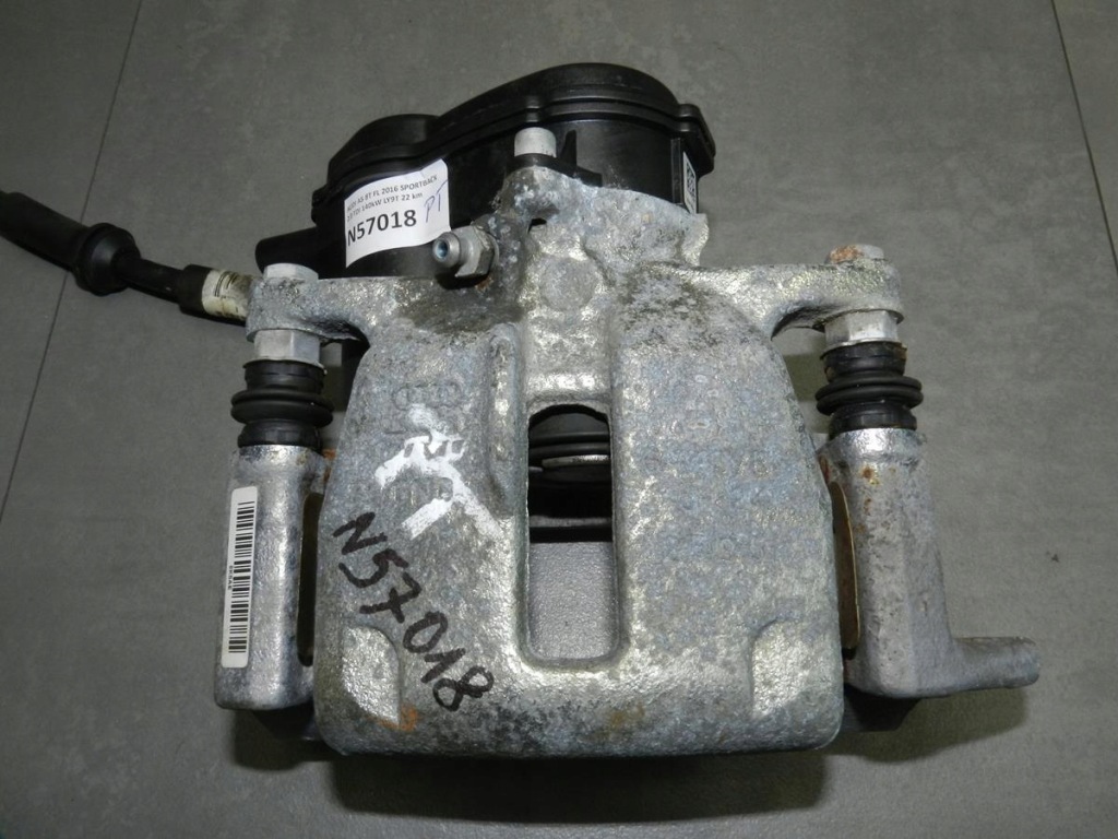 фото №1, Audi a5 8t супорт правий задня 32347485