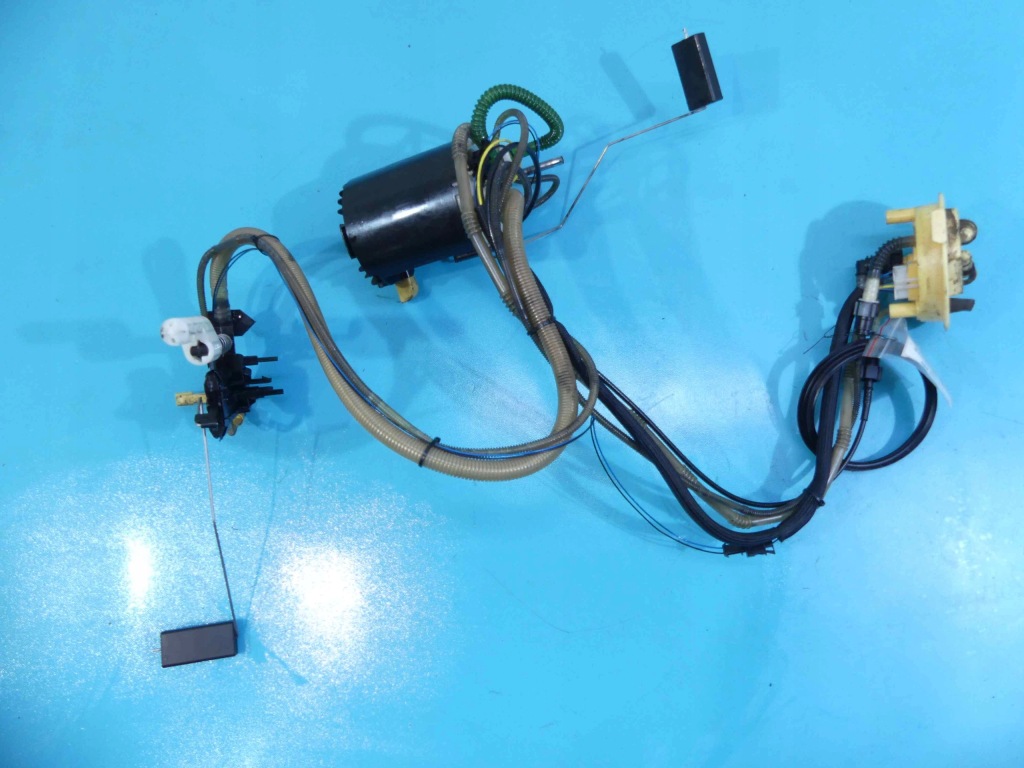 Купити Помпа насос паливної  range rover 3 l322 3.6 td v8