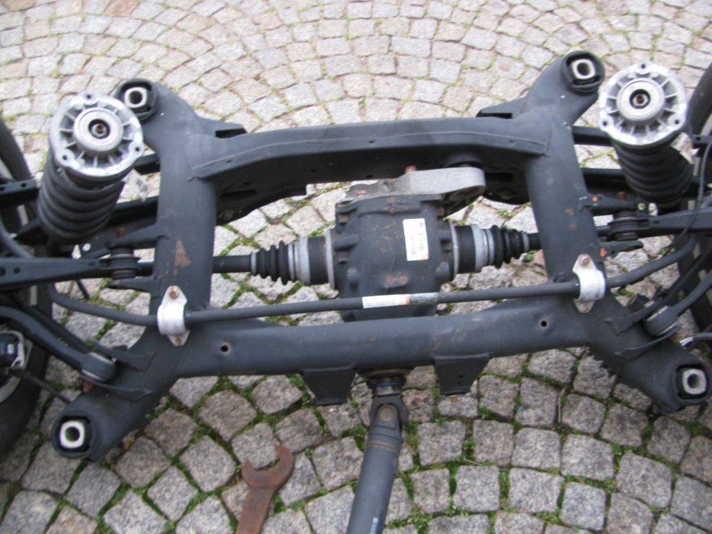 фото №1, Bmw x3 f25 2,o d подвеска задние полный.