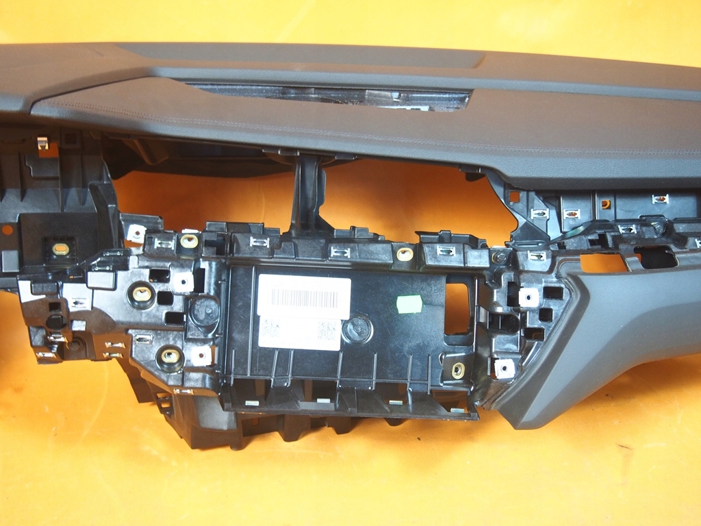 фото №12, Audi e-tron панель приладів приладова панель  4kl857051