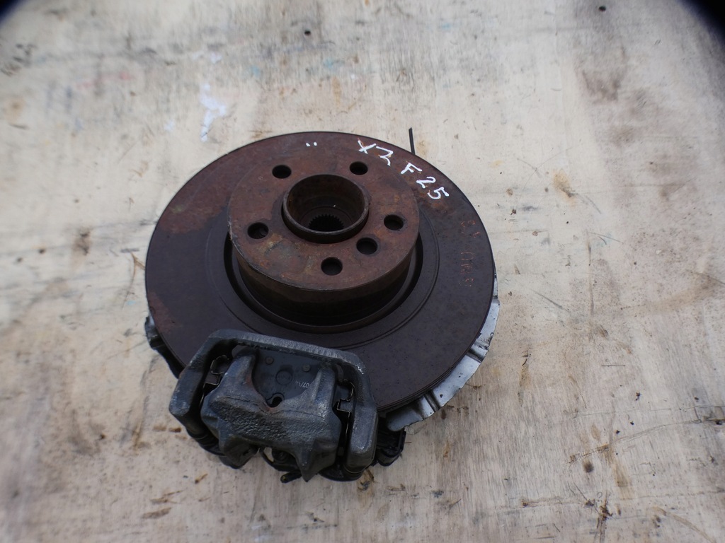 фото №1, Bmw x3 f25 поворотный кулак задняя правая