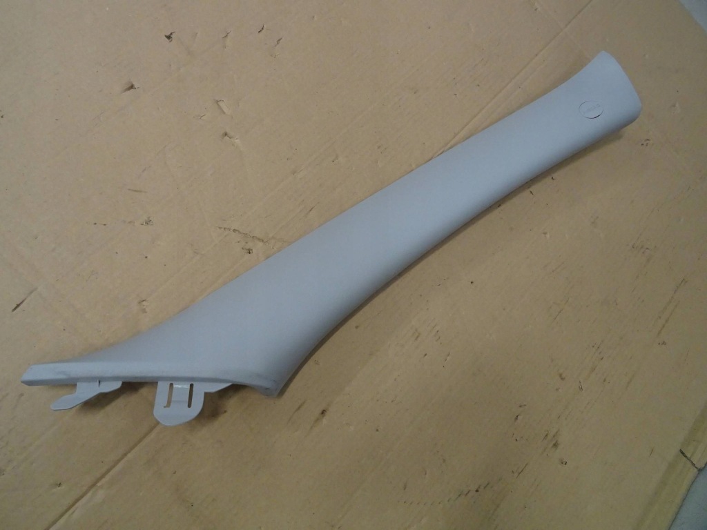 Купити Накладка стійка правий перед hyundai i30 nr495