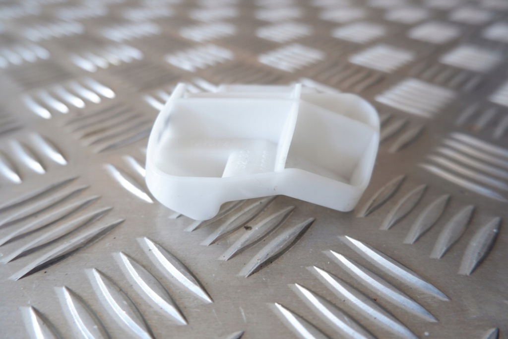 Правий напрямна передній бампера lexus rx _l1_ 5213348020 3.5l hybrid Київ