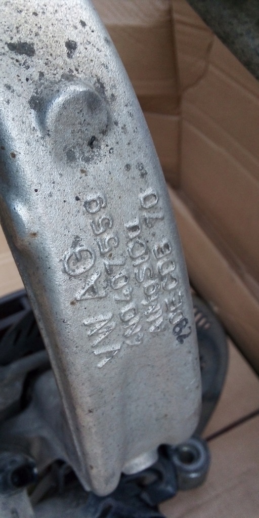 фото №9, Q5 80a поворотный кулак kpl перед амортизатор a6 4k a7 c8 a8 4n a5 8w a4 rs5 f5 rs4 q8 q7