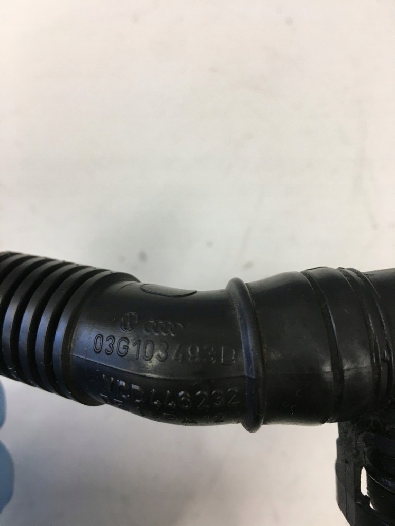 Труба патрубок повітря audi vw seat skoda 03g103493d Недорого