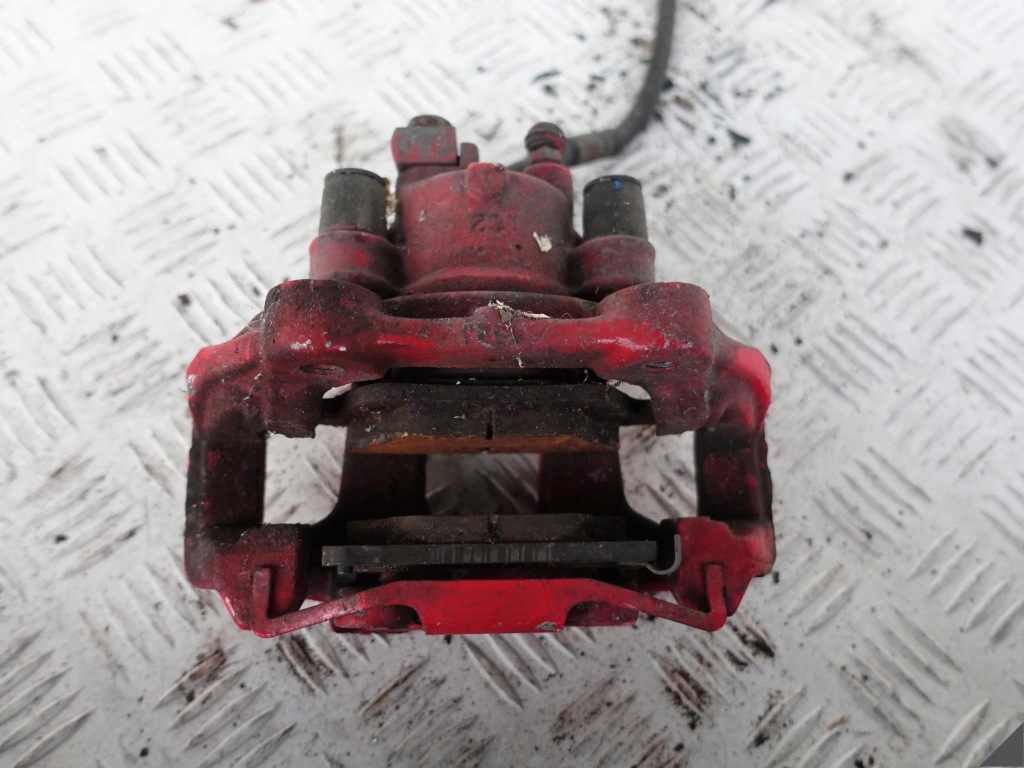 фото №15, Jeep grand cherokee wk2 суппорт+ диск задняя l lub p