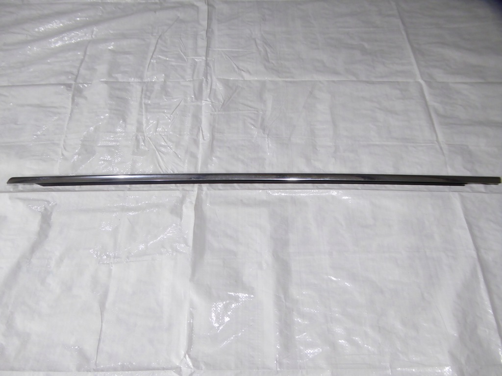 фото №1, Молдинг уплотнитель дверь перед левая vw passat b6