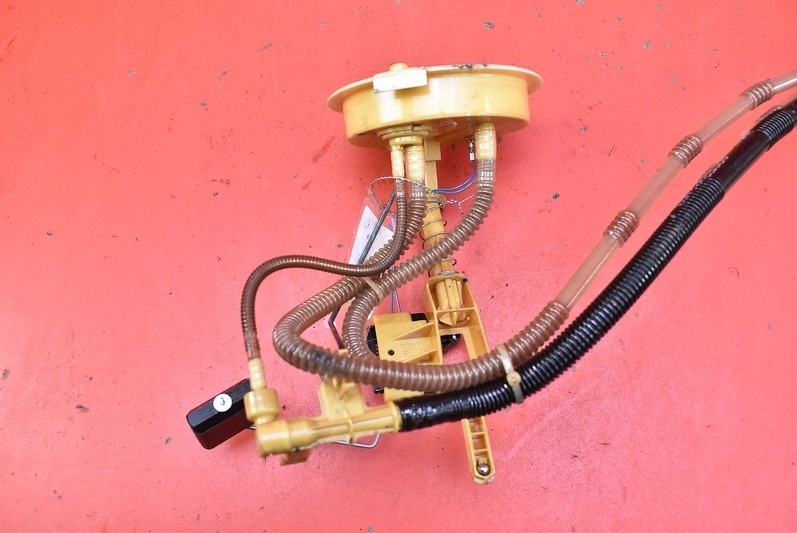 фото №6, Датчик уровня топлива 6763888 bmw e90 e91 2.0 d 163 km 04-10