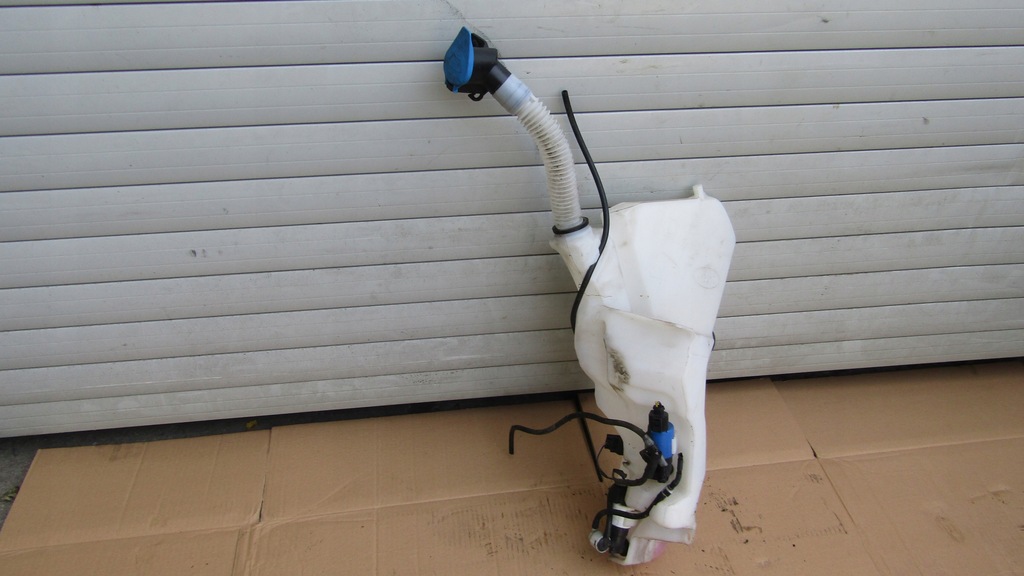 фото №1, Jaguar f-pace бачок омывателя