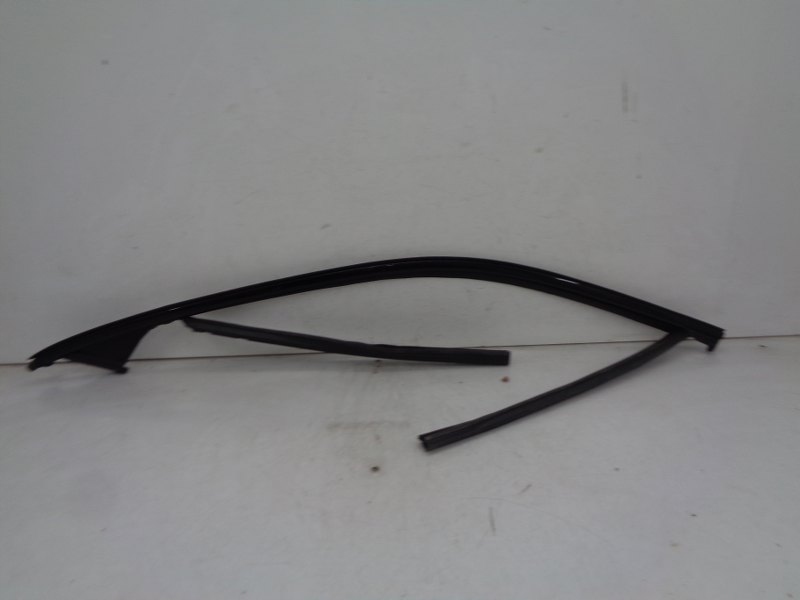 фото №1, Volvo xc90 ii молдинг прокладка двері лівий перед