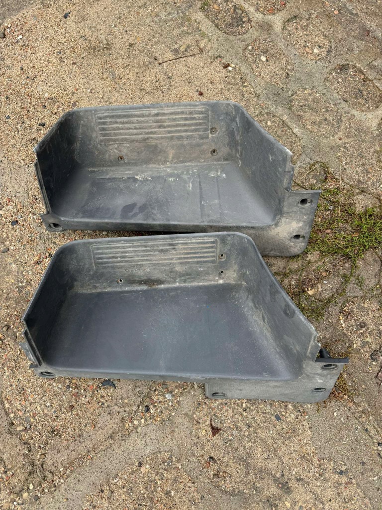 Fiat ducato boxer jumper 3 підніжка лівий поріг siwy 130582807 2006-2013 в Україні