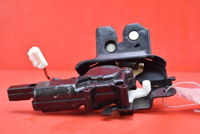 фото №5, Замок кришки задня багажника b6724 mazda 3 1 i bk sedan 03-06