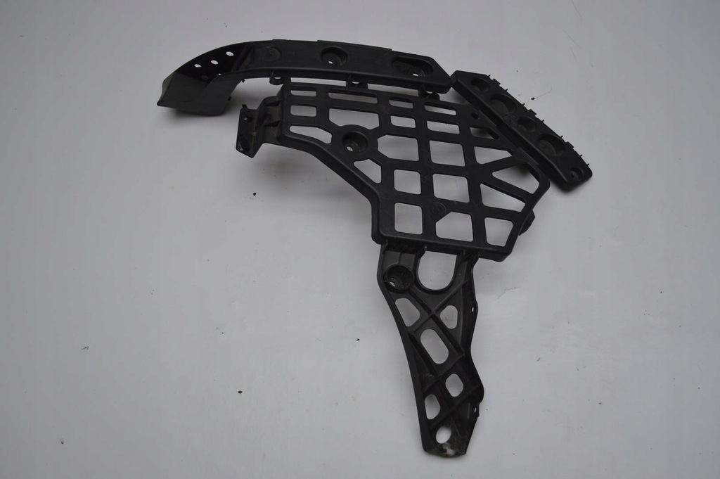 фото №1, Напрямна бампера правий задня megane iii cabrio