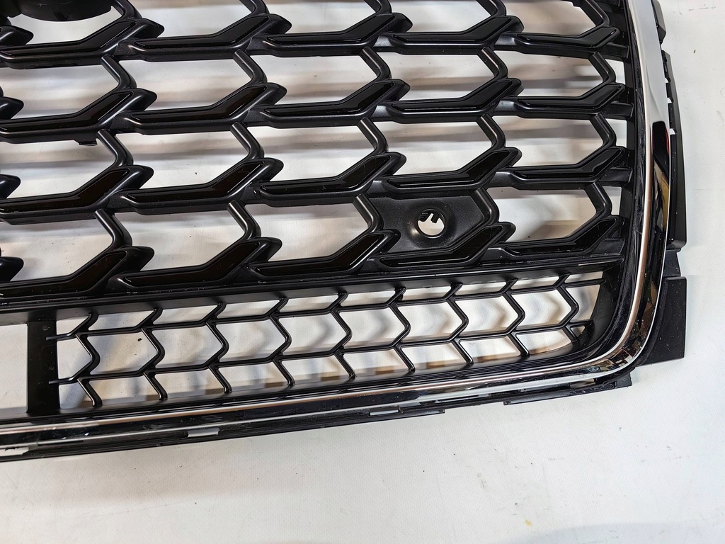 фото №7, Audi s8 d5 lift 4n - решётка радиатора решётка радиатора polecam