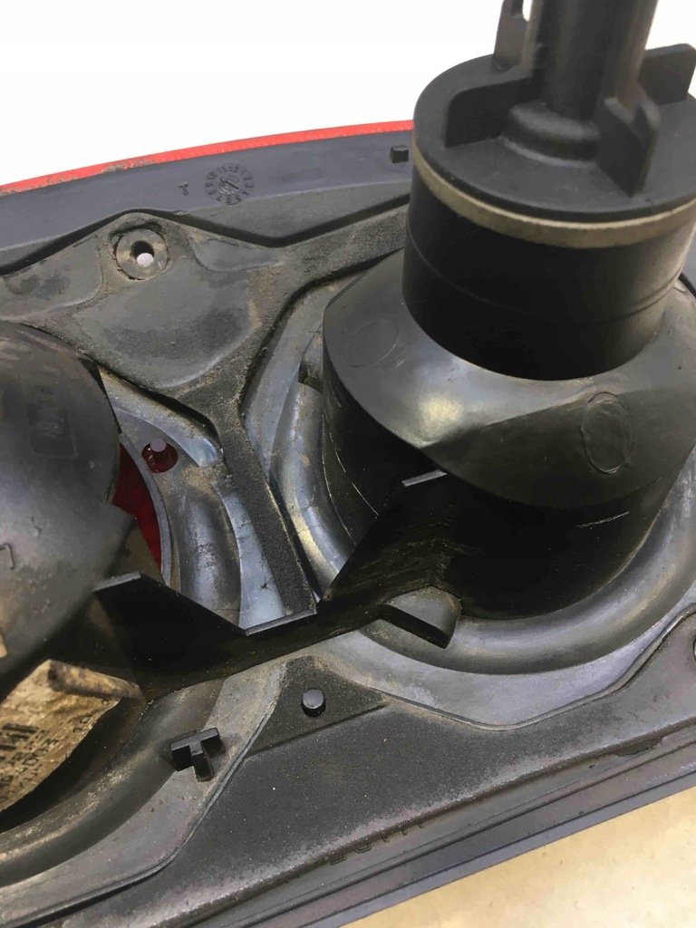 фото №14, Лампа правий задня land rover freelander amr4003