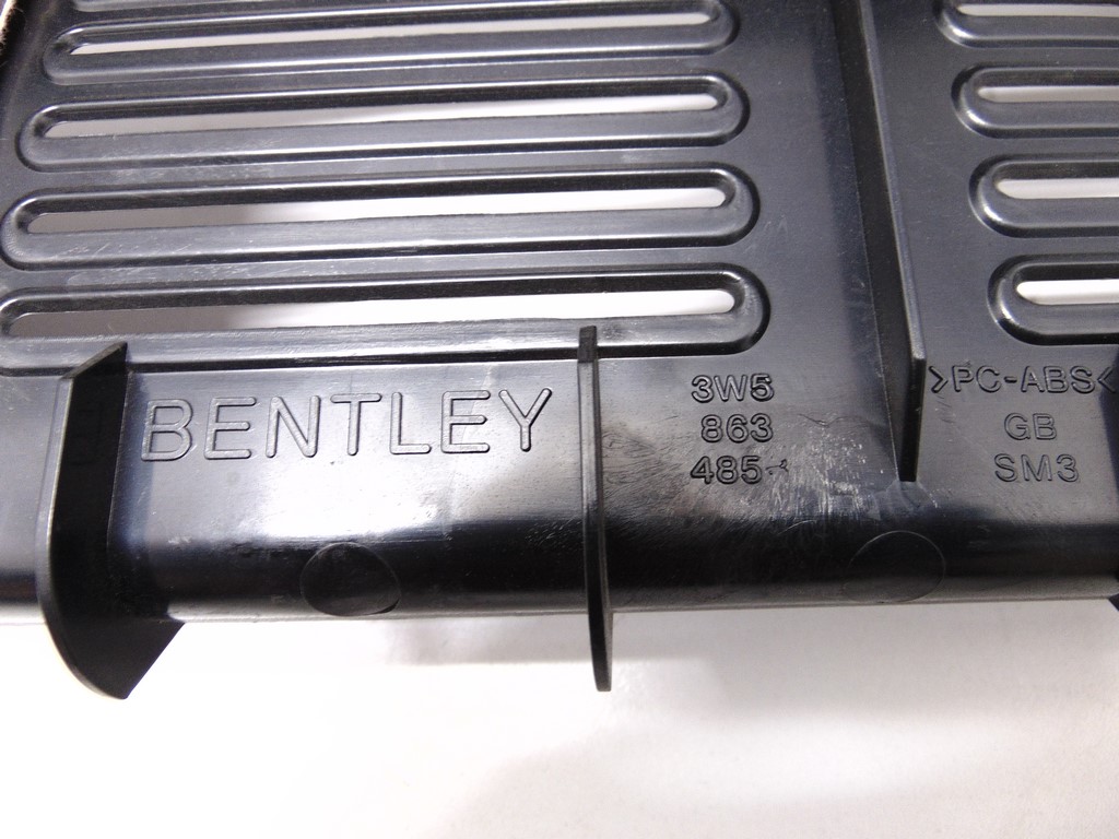 фото №7, Защита накладка молдинг багажника 3w5863459 bentley continental flying spur
