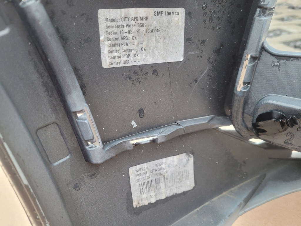 фото №13, Бампер перед audi a1 citycarver 82a ні клеєний !