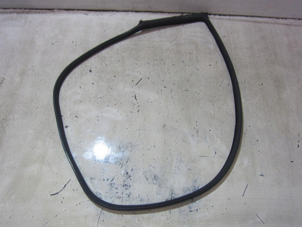 фото №1, Bmw 5 f07 gt прокладка дверь правых дверь передних правый перед 7196350