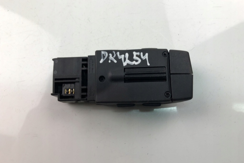 фото №1, Переключатель renault twingo iii bcm_ 255522448r 2015