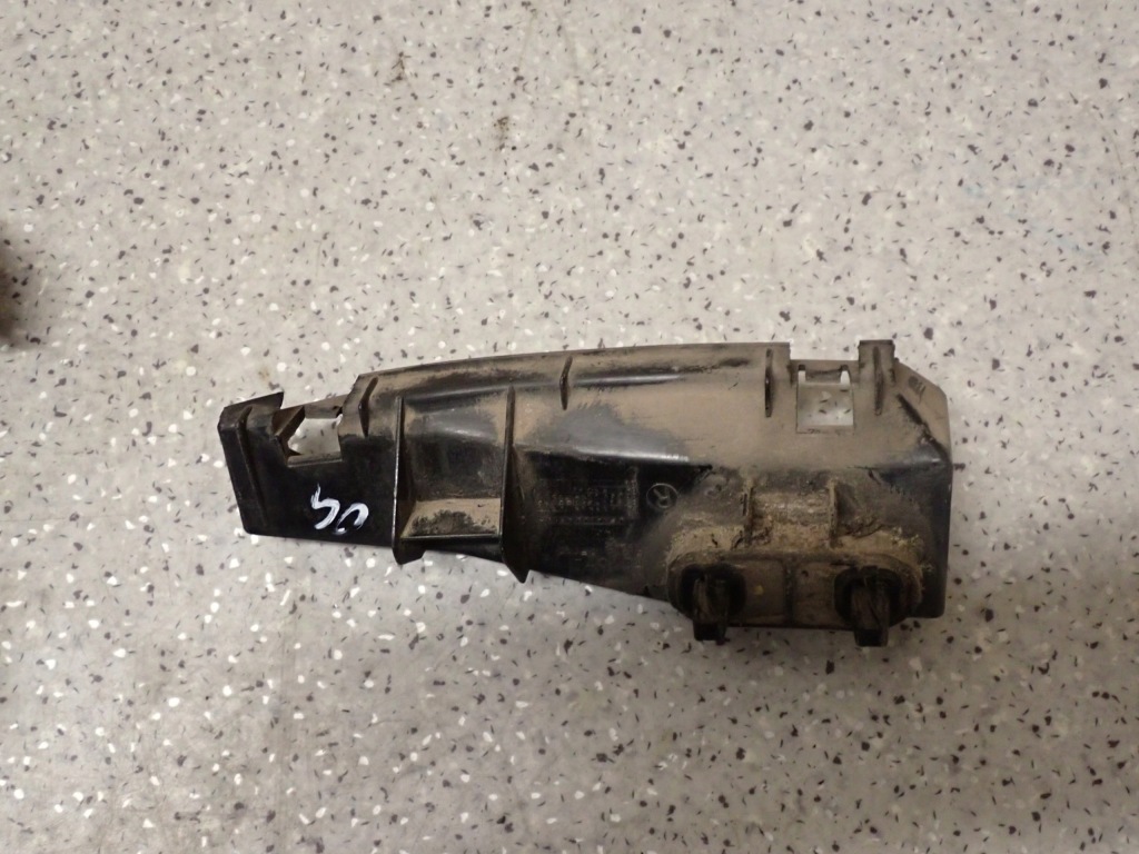 фото №3, Toyota corolla verso 04-07 направляющая правый задняя