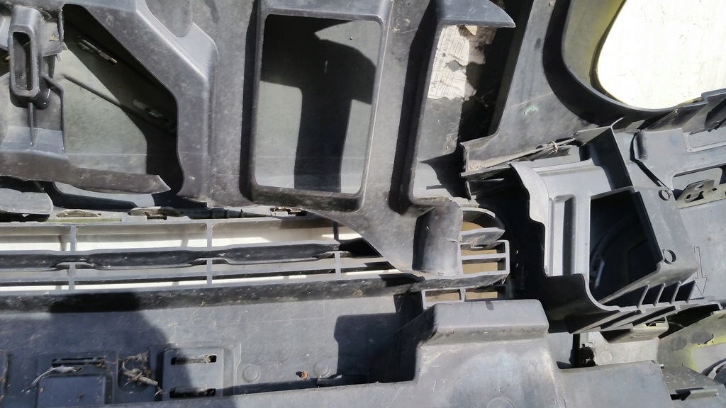 фото №14, Бампер передний citroen c3 picasso karc