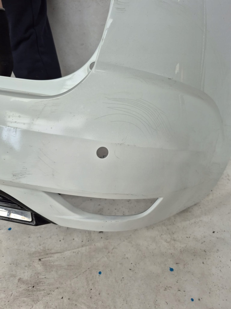 Renault megane iv 4 універсал рестайлінг  бампер задній задній pdc Зі Шроту